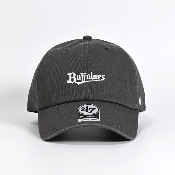 Buffaloes×’47キャップ CLEAN UP/ミニスクリプト チャコールグレー×ホワイト